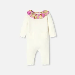 Baby girl jumpsuit in garter stitch.