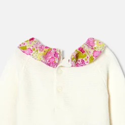 Baby girl jumpsuit in garter stitch.