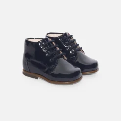 Baby girl patent leather booties