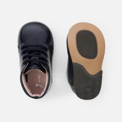Baby girl patent leather booties