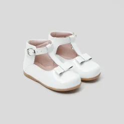 Baby girl smooth leather t-bar shoes